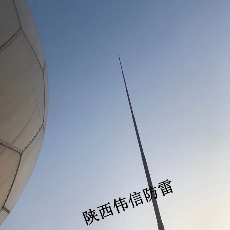 衢州石门山雷达站避雷针安装项目现场3