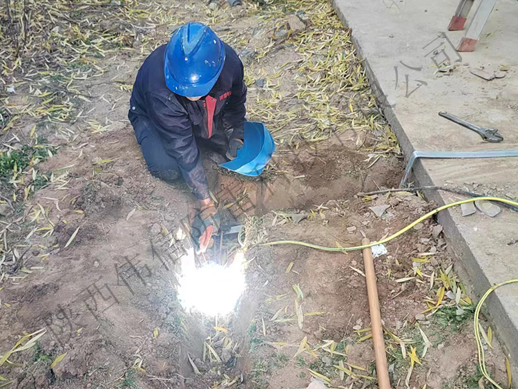 山西吕梁某酒厂10欧姆防雷接地施工七