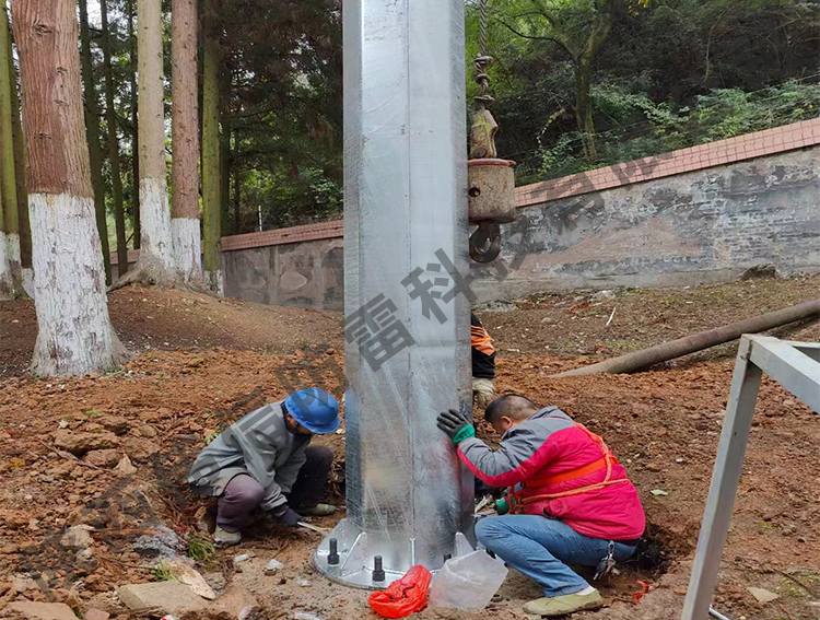 贵州贵阳某部队独立避雷塔安装